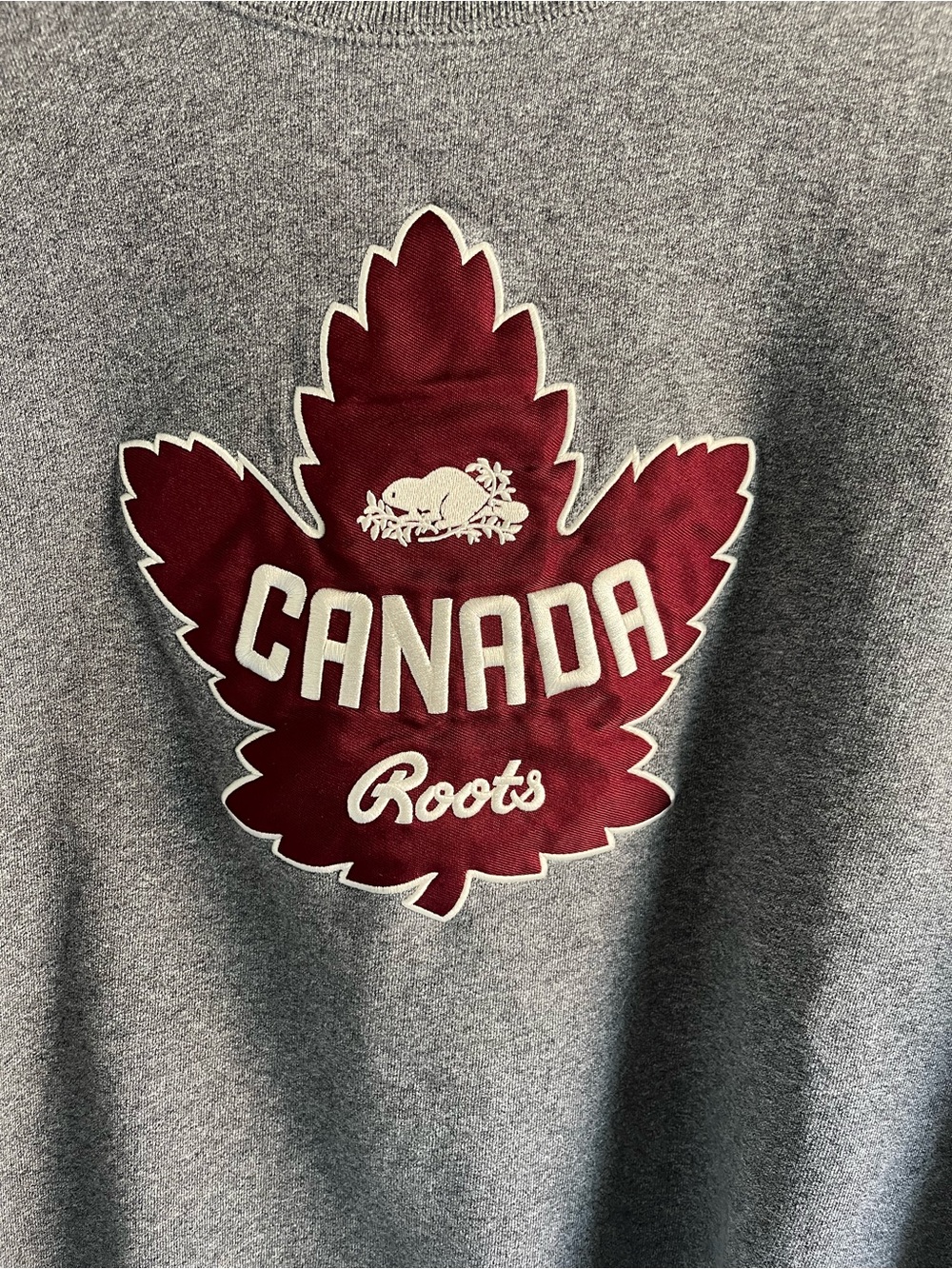 Roots Canada Crewneck Sweatshirt Grey Red Maple Leaf Made In Canada Medium - Picture 3 of 9